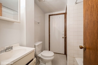 1504 N Dearborn Pkwy unit 107, Chicago, IL 60610 - photo 5