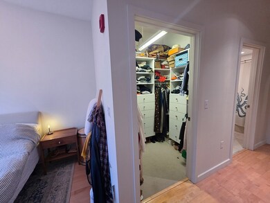 346-354 Congress St unit 505, Boston, MA 02210 - photo 7