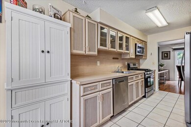 04-21 Seabreeze Square, Freehold, NJ-4