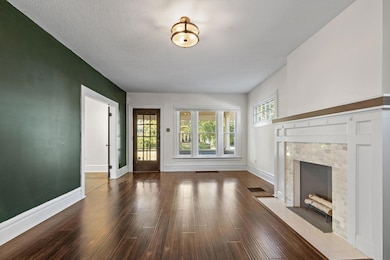 270 E Kelso Rd, Columbus, OH 43202 - photo 4