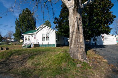376 Cedar Ave