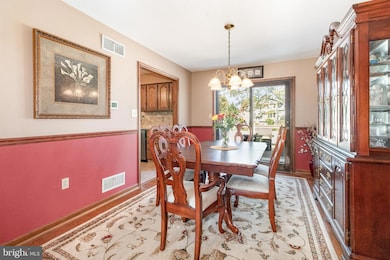 6418 Taunton Rd, Harrisburg, PA 17111 - photo 7