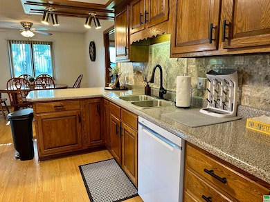 716 Meadow Ln, Storm Lake, IA 50588 - photo 7