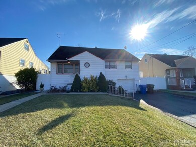 78 Atlantic St, Metuchen, NJ 08840 - photo 2