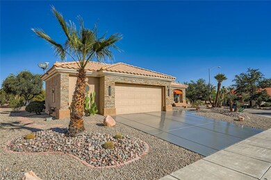 9100 Garden View Dr, Las Vegas, NV 89134 - photo 3