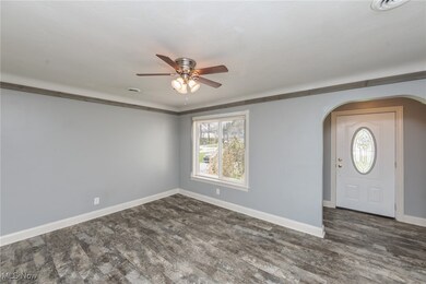 7255 Fitch Rd, Olmsted Falls, OH 44138 - photo 4