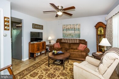 1581 Charlestown Dr, Edgewood, MD 21040 - photo 6