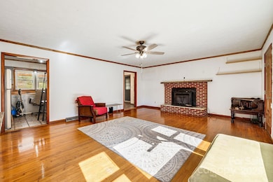 1675 Ponder Creek Rd, Mars Hill, NC 28754 - photo 5