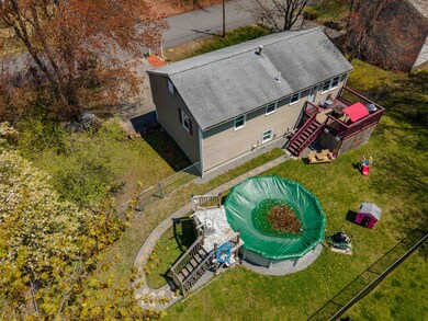 8 Pell Ave, Nashua, NH 03060 - photo 4