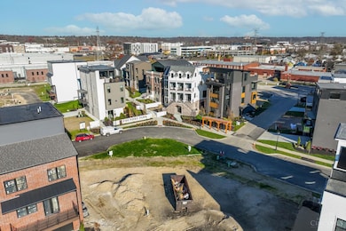 2907 Iron Oak Ave, Cincinnati, OH 45209 - photo 3