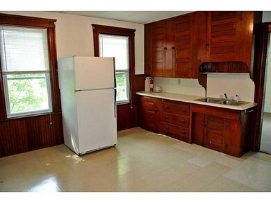 61 Roberts St, Woonsocket, RI 02895 - photo 6