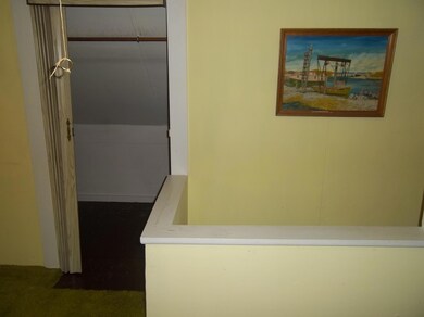 BR 2 Closet