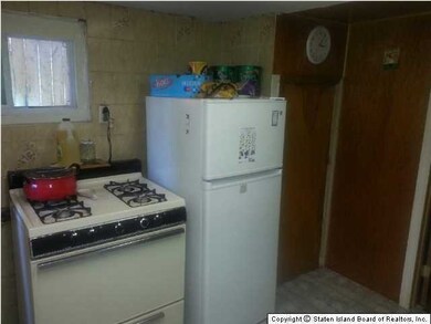 256 Kensington Ave, Staten Island, NY 10305 - photo 7