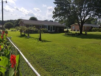 150 Devon Ln, Statesville, NC 28625 - photo 6