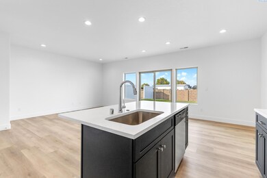 7518 Grapevine Ct, West Richland, WA 99353 - photo 6