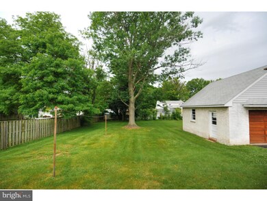 1139 Villanova Ave, Swarthmore, PA 19081 - photo 4