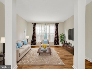 8339 Middle Ruddings Dr, Lorton, VA 22079 - photo 4