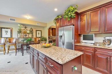 Eat In Kitchen