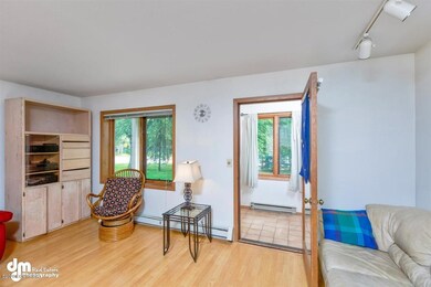 33-Living Room MS_0307