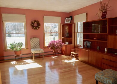 25 Tobey Ln, Wakefield, MA 01880 - photo 2