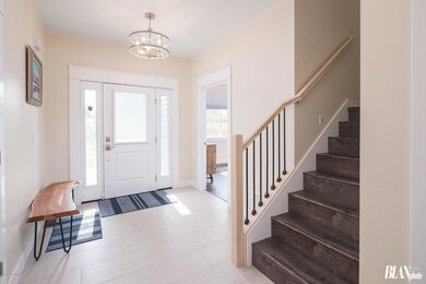 103_190822_realestate