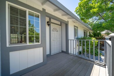 1043 Goodview Way-9
