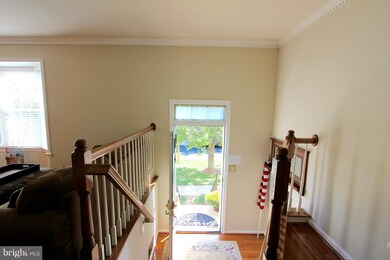 2008 Pieris Ct, Vienna, VA 22182 - photo 4