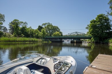 336 Main St unit 2, Amesbury, MA 01913 - photo 4