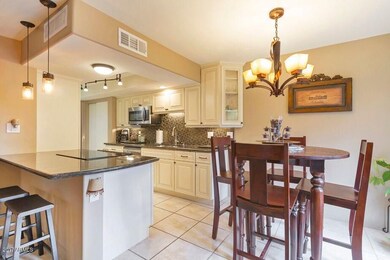 Kitchen/Dining