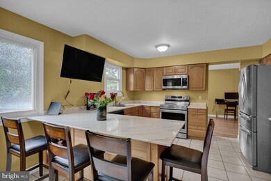 909 Farmdale Rd, Mount Joy, PA 17552 - photo 5