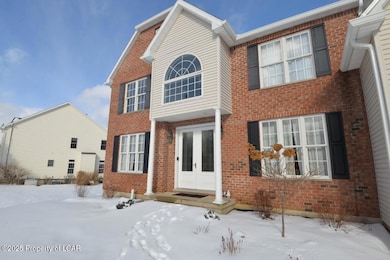 148 Fieldstone Way, Mountain Top, PA 18707 - photo 2