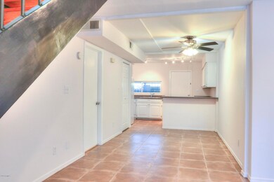 2946 N 14th St unit 15, Phoenix, AZ 85014 - photo 4
