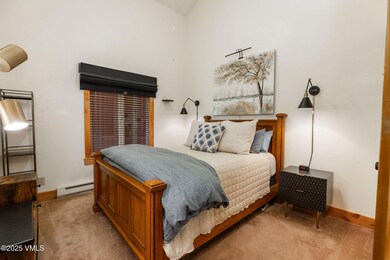 2505_wren_house_16_interior_bed01