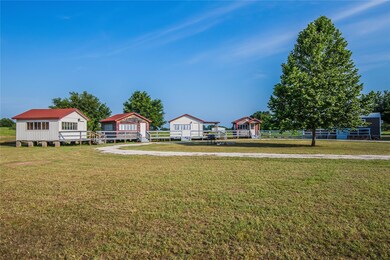 5151 Gibson Ct, Granbury, TX 76049 - photo 2