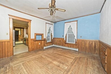 21 Spring St, Ashland, NH 03217 - photo 6