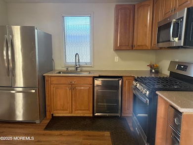 Top of the line cabinetry & appliances