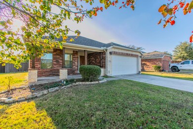 106 Bison Meadow Dr, Waxahachie, TX 75165 - photo 2