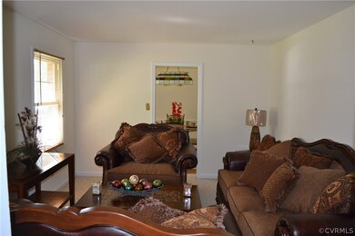 10916 Beaver Castle Rd, Hopewell, VA 23860 - photo 3