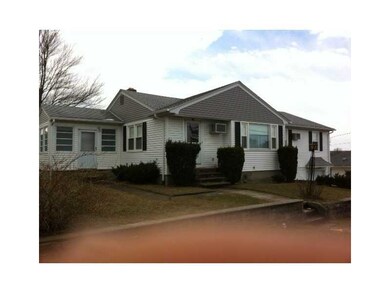 278 Heather St, Cranston, RI 02920 - photo 2