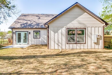 624 W Johnson St, Denison, TX 75020 - photo 6