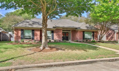 7811 Green Devon Dr, Houston, TX 77095 - photo 2