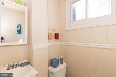 2933 Arunah Ave, Baltimore, MD 21216 - photo 4