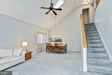 8132 Tamar Dr, Columbia, MD 21045 - photo 3