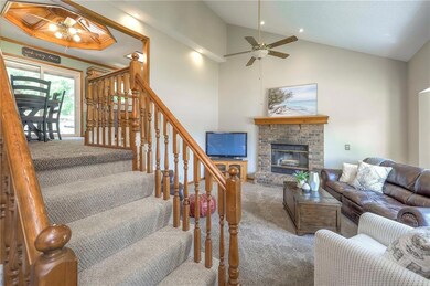 308 W Sierra Dr, Raymore, MO 64083 - photo 4