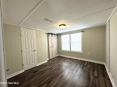 171 Johnny Parker Rd unit 2, Jacksonville, NC 28540 - photo 4