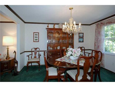 Dining Room. Perfect for holiday gatherings