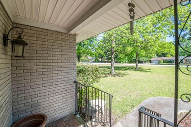 Welcoming Front Porch!