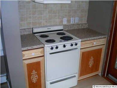 41 3rd St unit 2, Keyport, NJ 07735 - photo 3