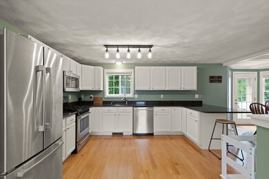 4 Goss Ave, Amesbury, MA 01913 - photo 6