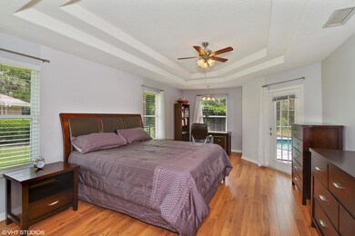 07_15HuntMasterCourt_14_MasterBedroom_Hi